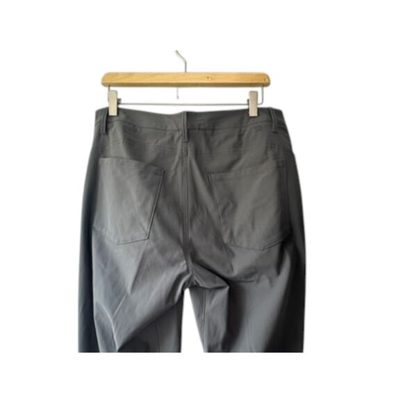 All In Motion Gray Lightweight Flat Front Pants Men's 34x32 - Picture 4 of 5